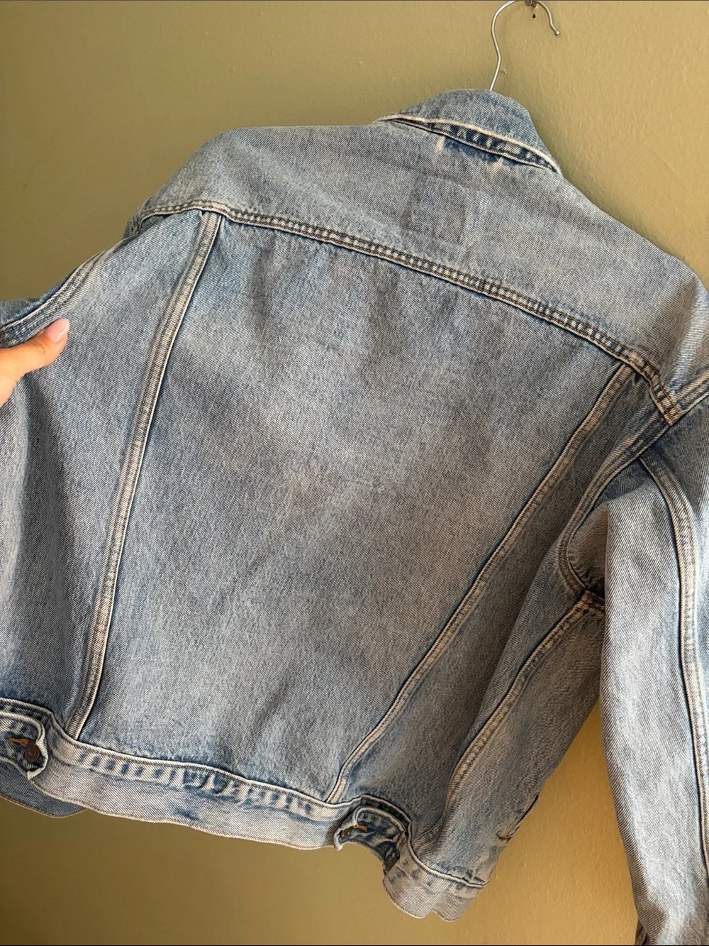 Levi’s Vintage Blue Denim Trucker Jacket - Classic Jean Jacket - Picture 11 of 15